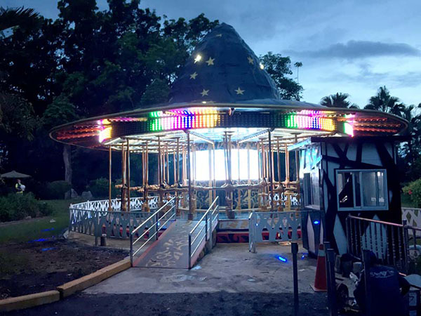 <b>魔幻主題轉(zhuǎn)馬飛天魔帽</b>